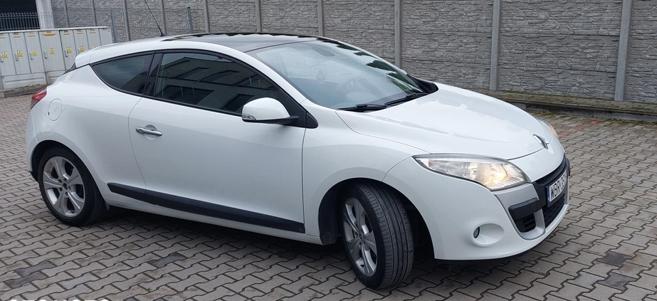 Renault Megane cena 17300 przebieg: 236550, rok produkcji 2009 z Białobrzegi małe 407